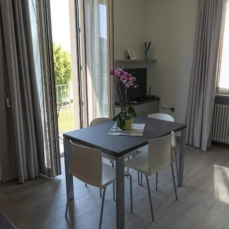 Aparthotel B & Bike Di Ristorante Italia *