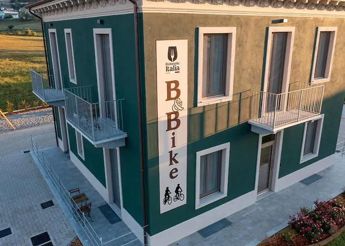 B & Bike Di Ristorante Italia